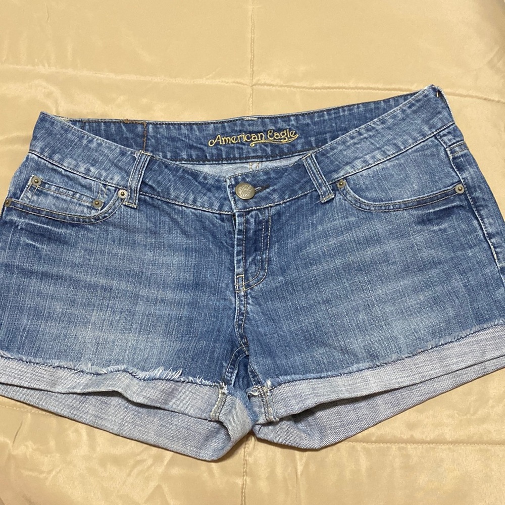 American Eagle Jean Shorts Size 8